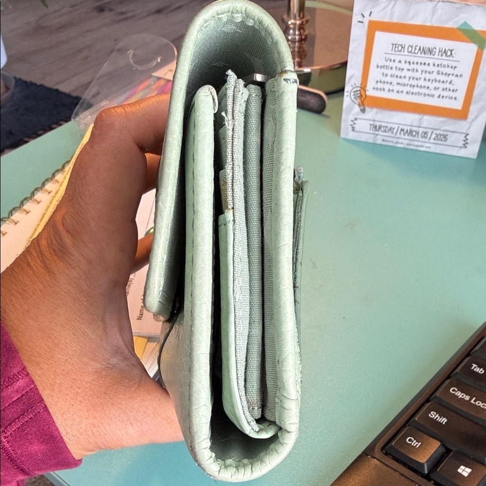 Fossil Women's Green Leather Wallet mint clutch card holder purse silver - Picture 3 of 9